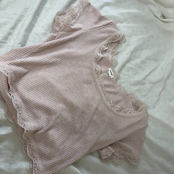 Pink Lace Garage Top. - Picture 1 of 2